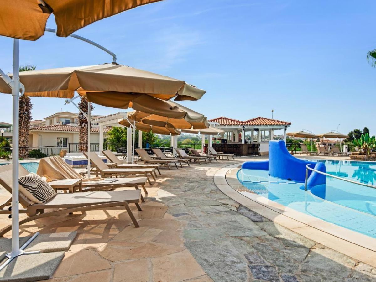 Wellclub - Wellness Family Experience Paphos Exterior foto